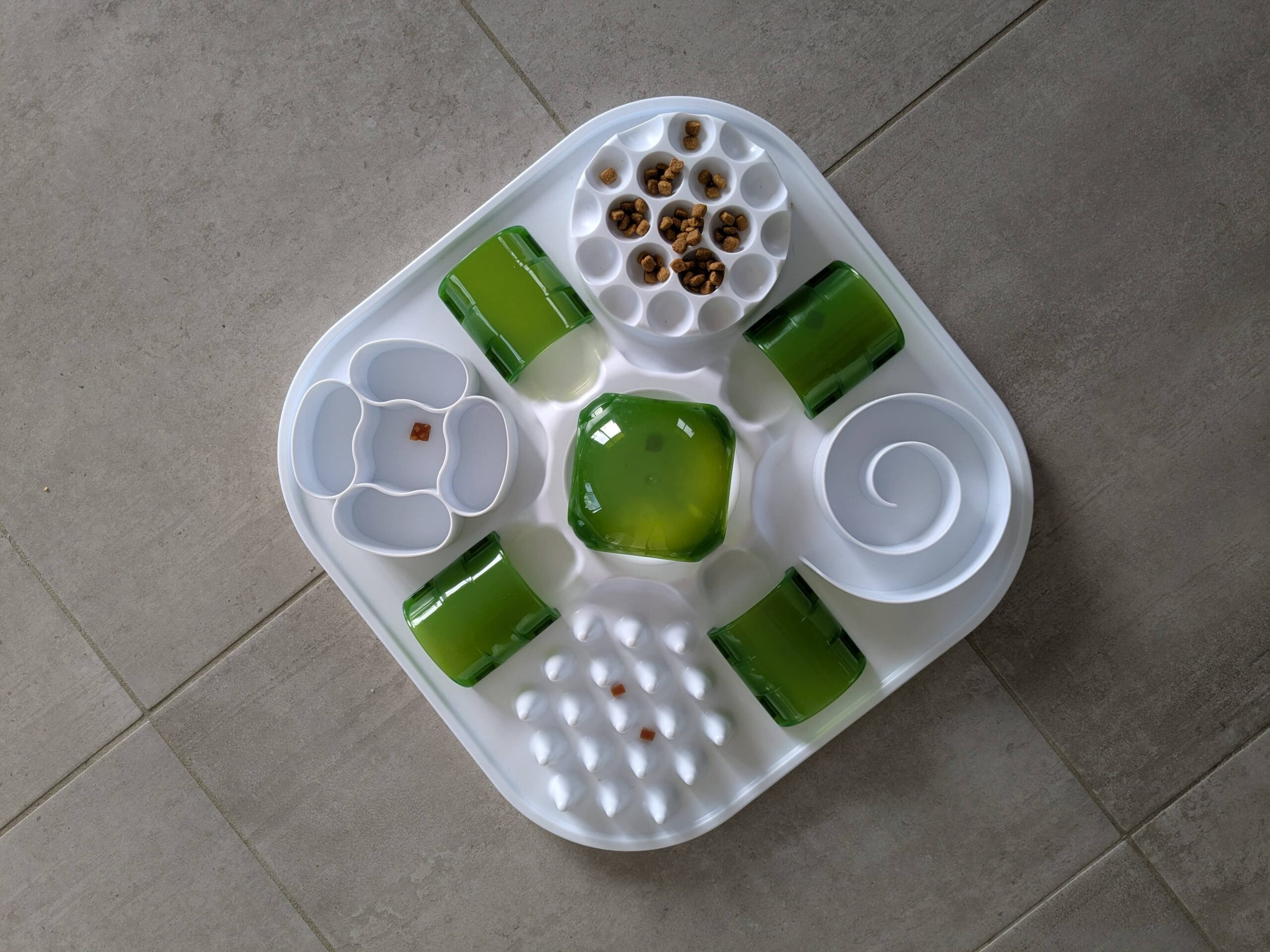 Distributeur lent Catit Play